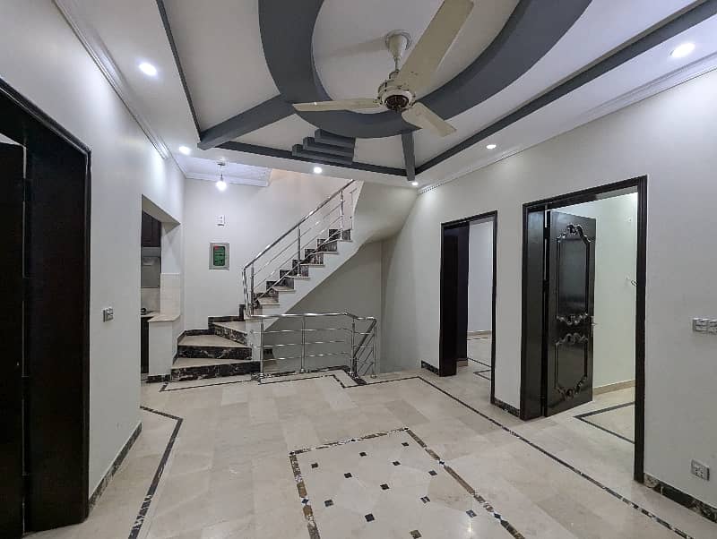 5 Marla Used Vip House Renovated Double Storey Available For Sale In Joher Town Lahore . Near Emporium Mall 0