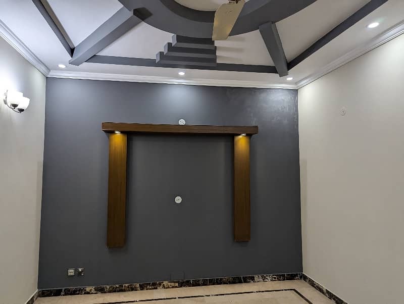 5 Marla Used Vip House Renovated Double Storey Available For Sale In Joher Town Lahore . Near Emporium Mall 23