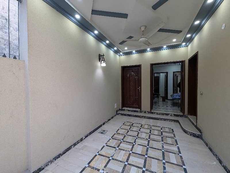 5 Marla Used Vip House Renovated Double Storey Available For Sale In Joher Town Lahore . Near Emporium Mall 32