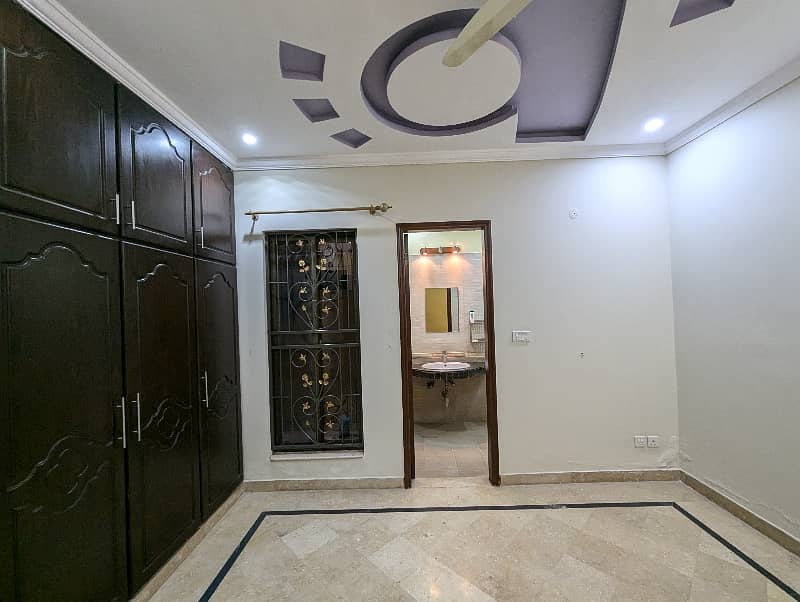 5 Marla Used Vip House Renovated Double Storey Available For Sale In Joher Town Lahore . Near Emporium Mall 33