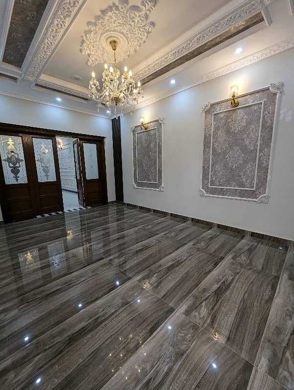 10 Marla Double Storey Pairs House Available For Sale In Architect Society Near UCP University Surrounding Joher Town Lahore 6