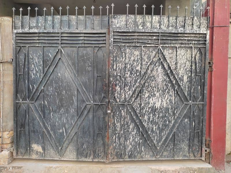 Main Iron Gate for sale 0