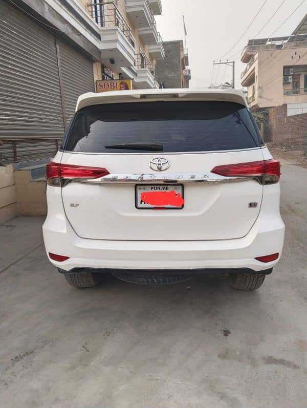 Toyota Fortuner G 2.7 petrol 2021/2023 2