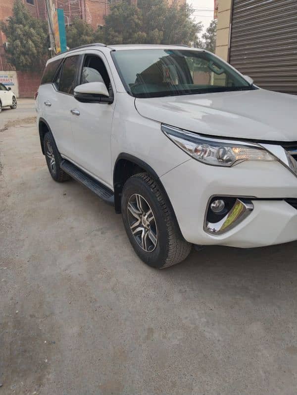 Toyota Fortuner G 2.7 petrol 2021/2023 15