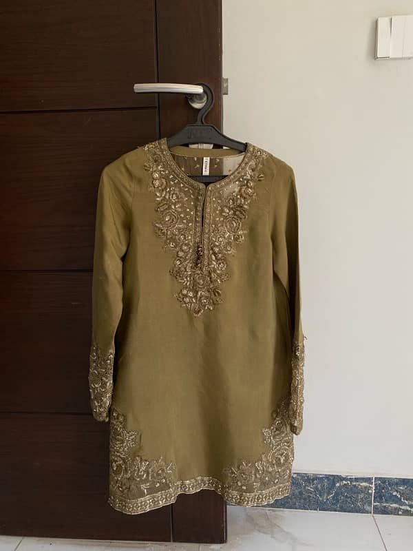 Ethnic luxury pret , ready to wear,size xs 2