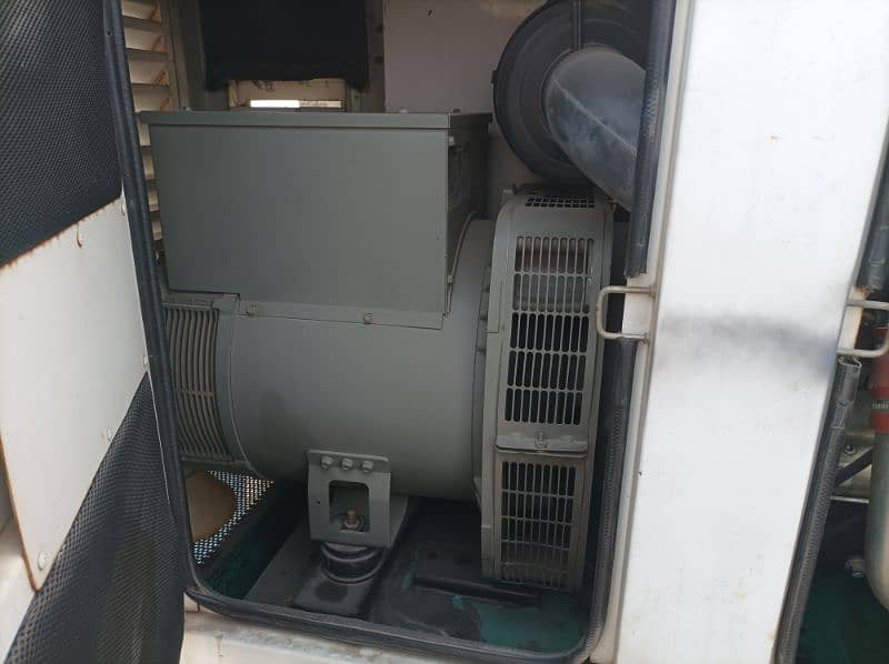 Generator 100 KVA Perkins 6