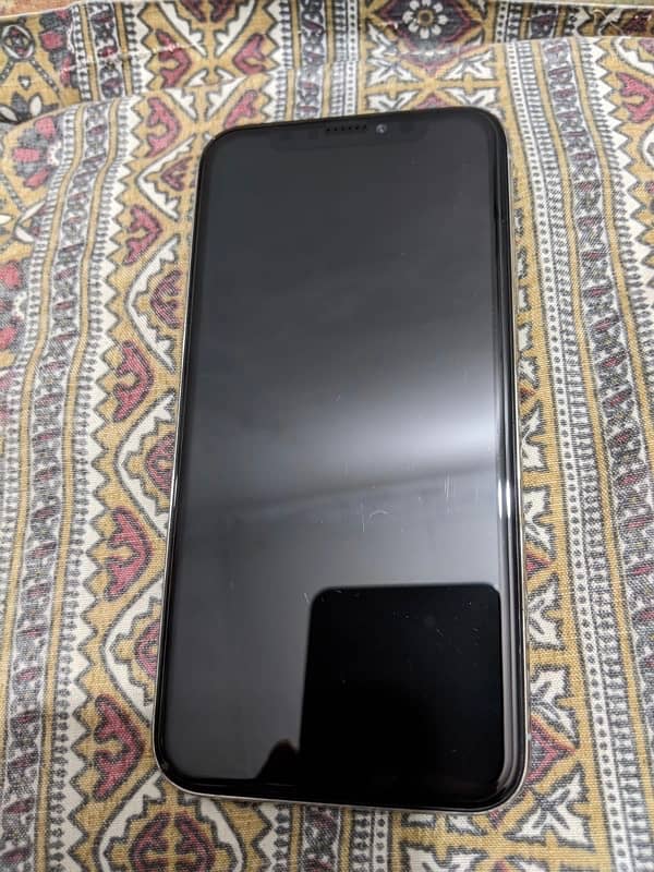 Iphone XS Non-PTA 1