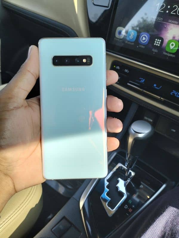 Model Samsung S10 Plus 5G 0