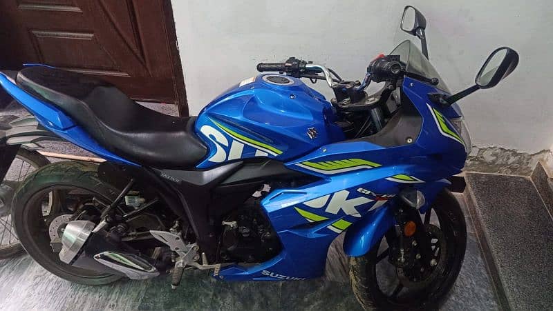 SUZUKI Gixxer 150 Perfect Condition 1