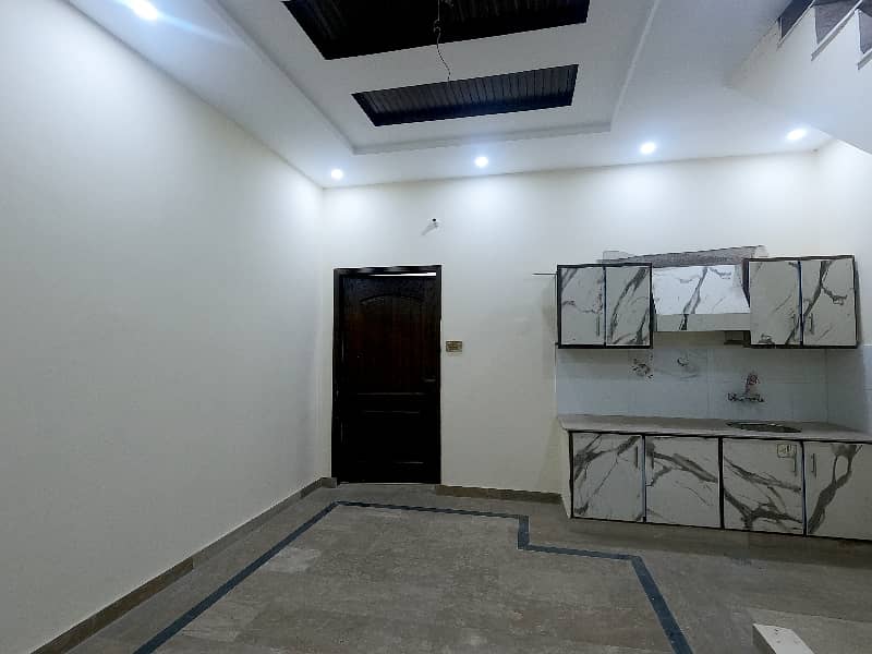 Perfect Prime Location 3 Marla House In Chungi Amar Sadhu For Sale 21