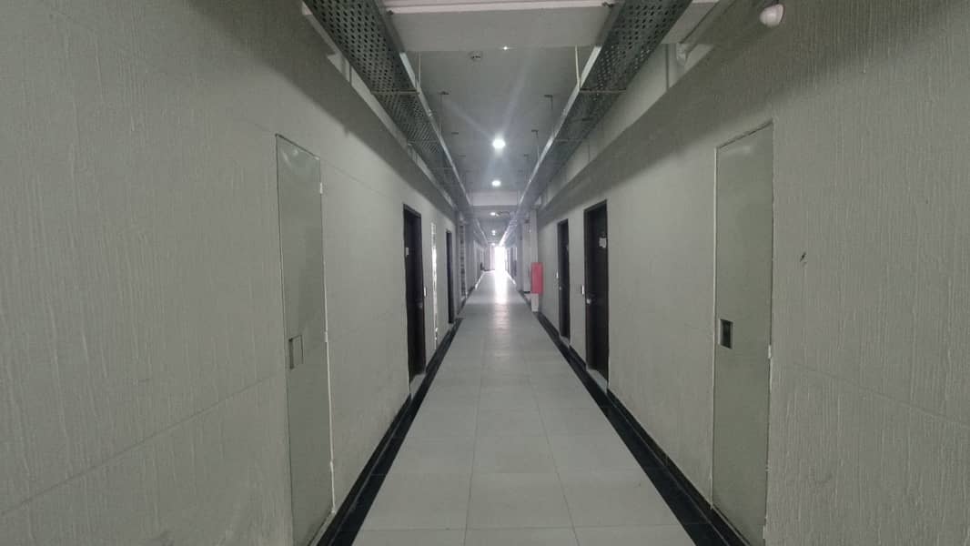 546 Square Feet Commercial Office Is Available For Rent On MM Alam Road Gulberg Lahore 0