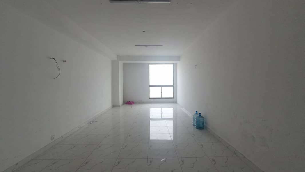 546 Square Feet Commercial Office Is Available For Rent On MM Alam Road Gulberg Lahore 1