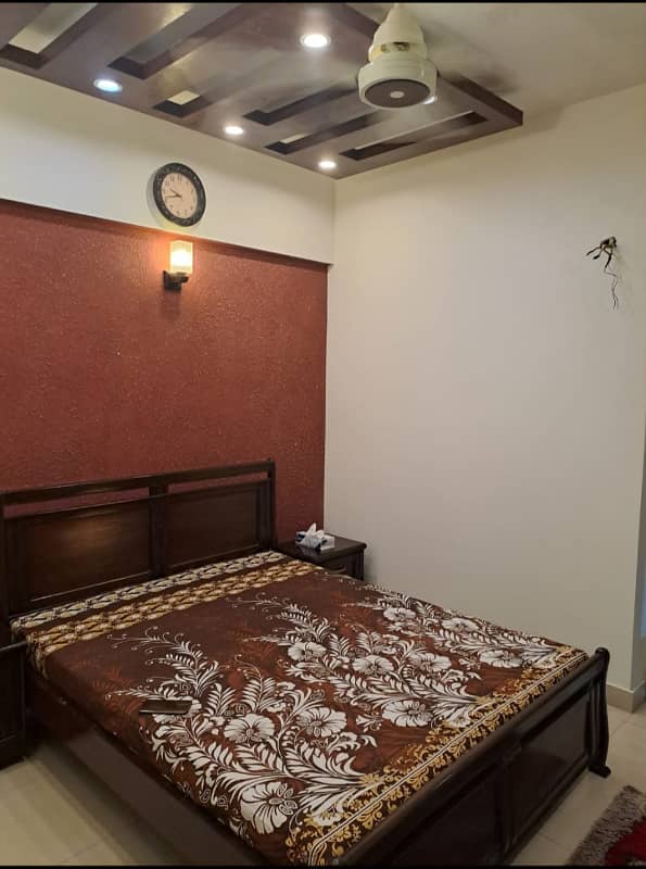 Fully Furnished 2 Bed Lounge Kitchen Fully Renovated Maintain Flat 3rd Floor Bukhari Commercial 0