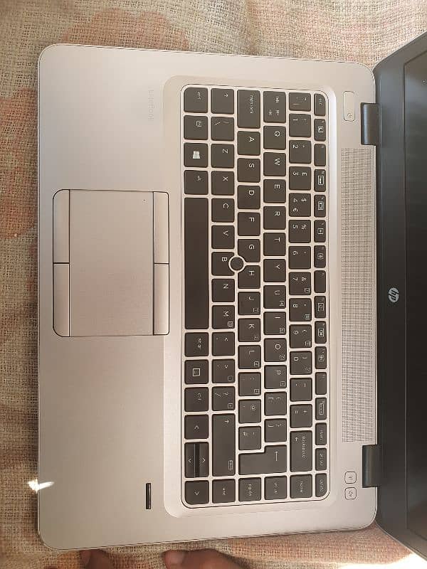 HP EliteBook 745 G4 4