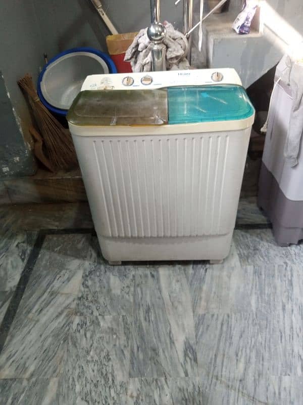 Haier semi automatic washing machine 3