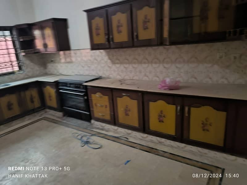 4500 Square Feet Upper Portion In G-10 For rent At Good Location 2