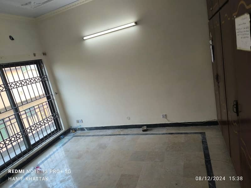 4500 Square Feet Upper Portion In G-10 For rent At Good Location 9