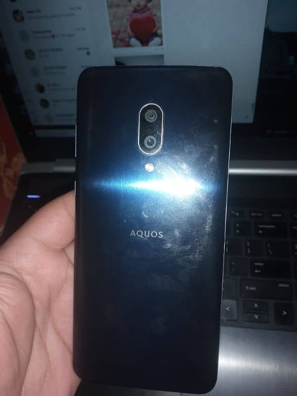 SHARP AQUOS ZERO 2 2