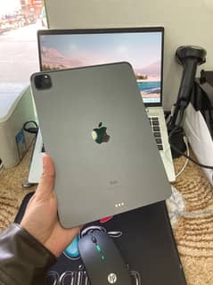 ipad pro 11inch M1 chip 128GB