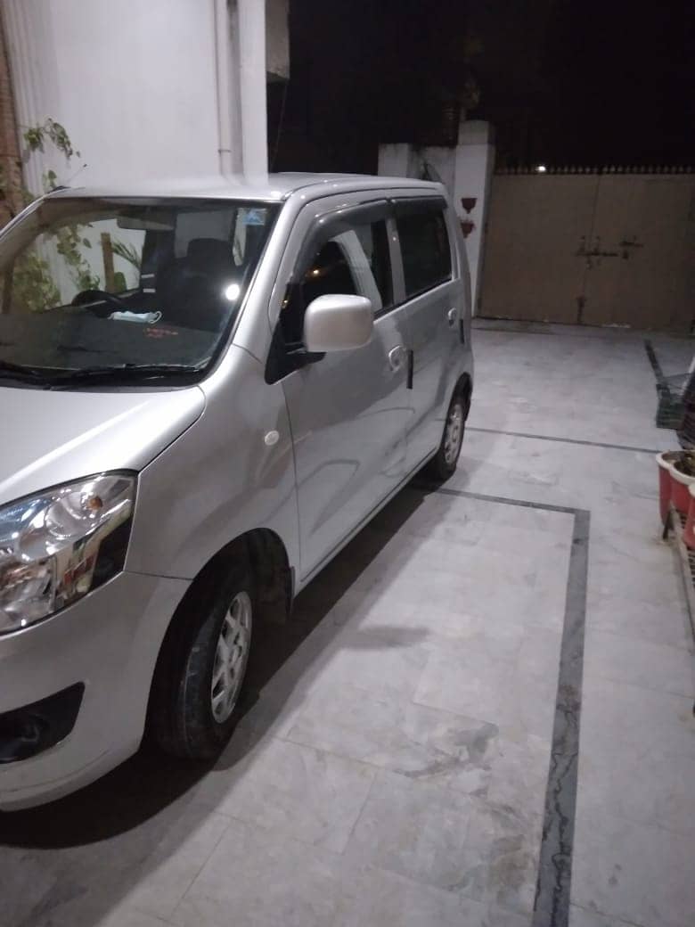 Suzuki Wagon R AGS 2021 8