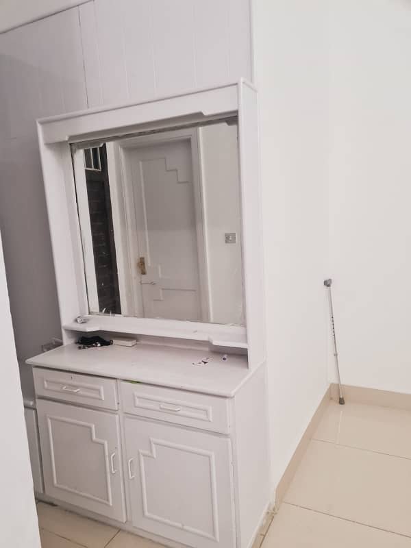 Single Room For Rent In I-8/3 Islamabad 5