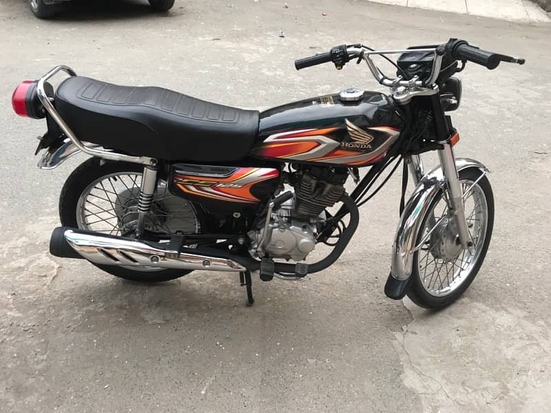 Honda 125 22 model sale in Lahore 0