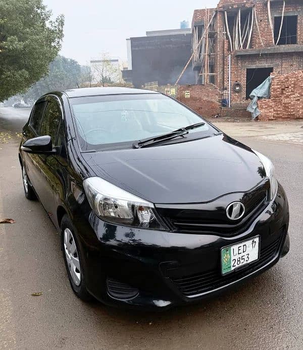 Toyota Vitz 2013 2