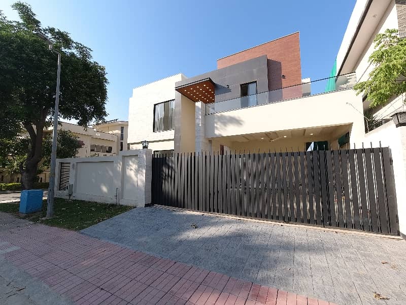 Corner & Solid 1 Kanal House Available In DHA Phase 2 - Sector G For sale 1