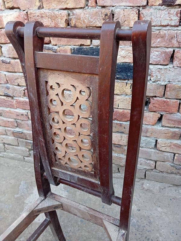 Dining table and chairs 5