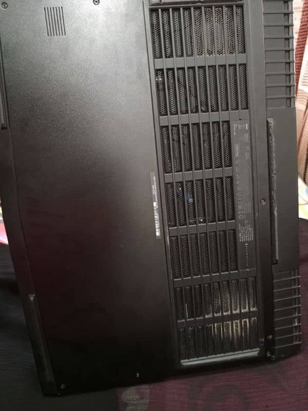 Alienware i7 r5 8g 1