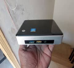 Intel NUC core i5 5th gen 256 SSD 4GB Ram