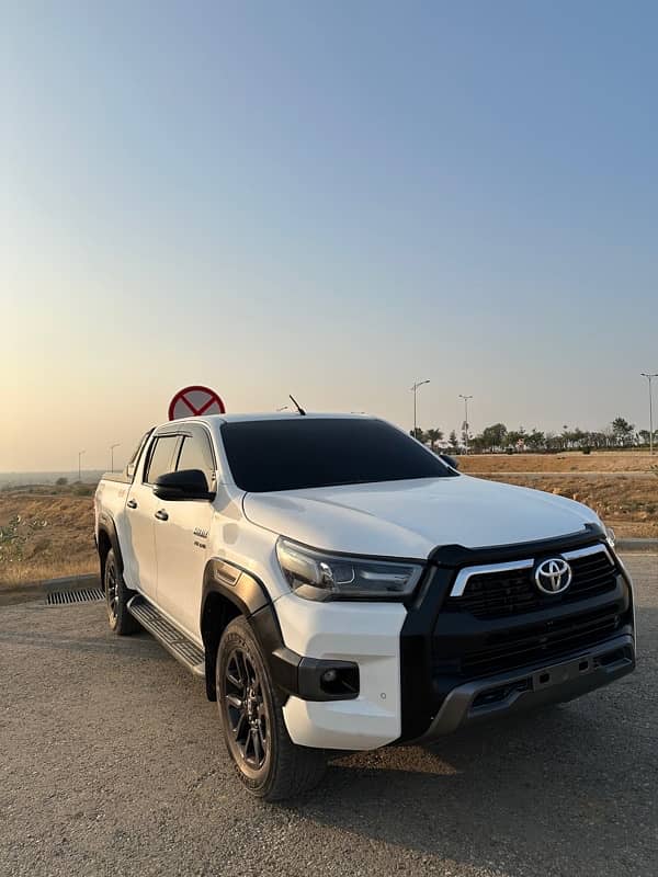 Toyota Hilux 2022 0