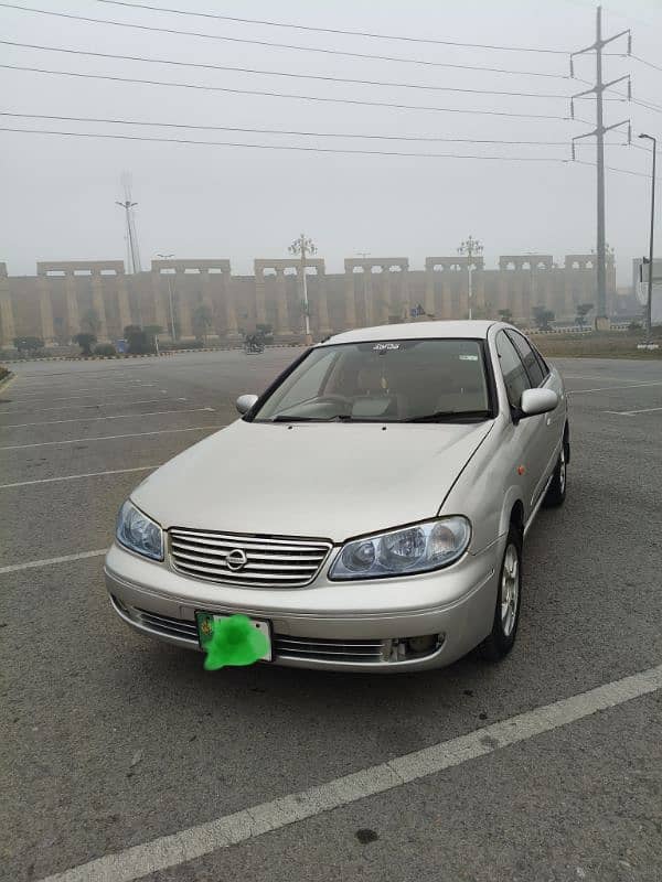 Nissan Sunny 2005 1