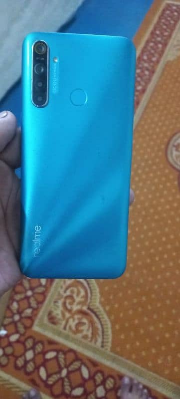 realme 5i 0