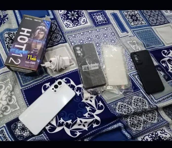 INFINIX HOT 12 6+5/128 1