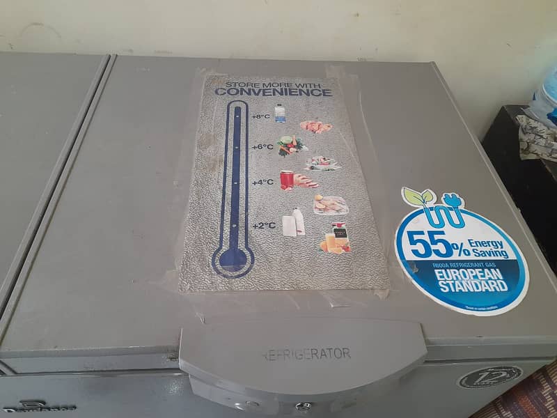 Dawlance Deep Freezer in Good Condition 3