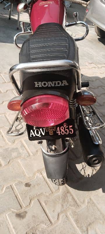 Honda 125cc 3