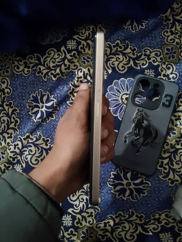 Infinix smart 8pro 4