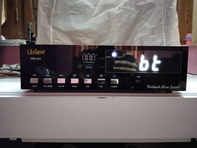 Unique Hi-fi Amplifier with equalizer 1