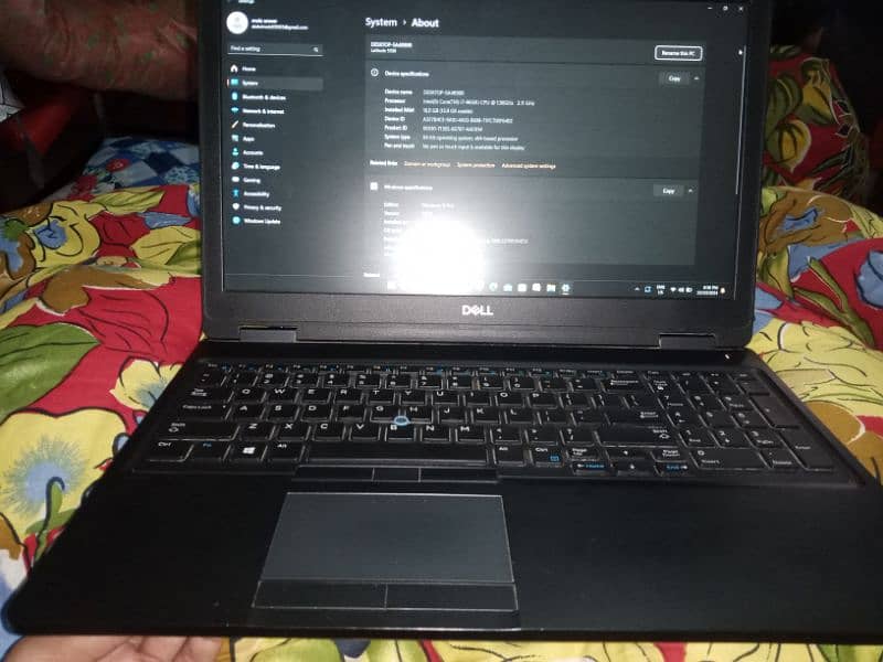 Dell latitude 5590 i7 7th gen 2