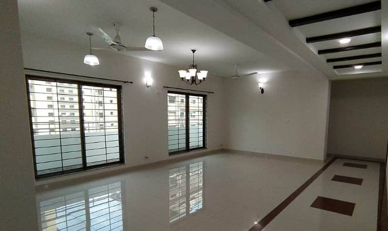 Beautiful 3-Bedrooms Flat Of Askari-11 For Sale 10