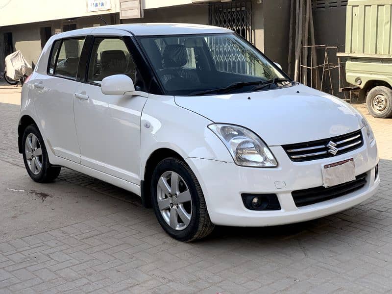 SUZUKI SWIFT 2011 1.3 DX 0