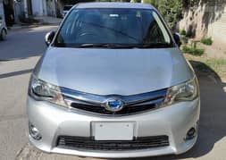 Toyota Corolla Axio 2013