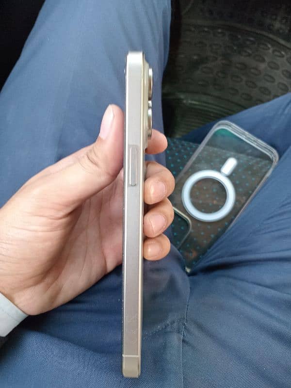 iphone 15 pro max Non PTA 1