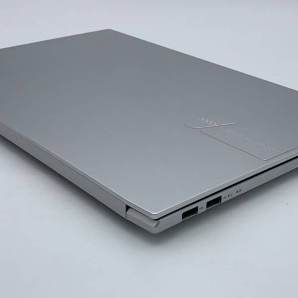 Asus Vivobook Pro 15 with i7 & RTX 3050 3