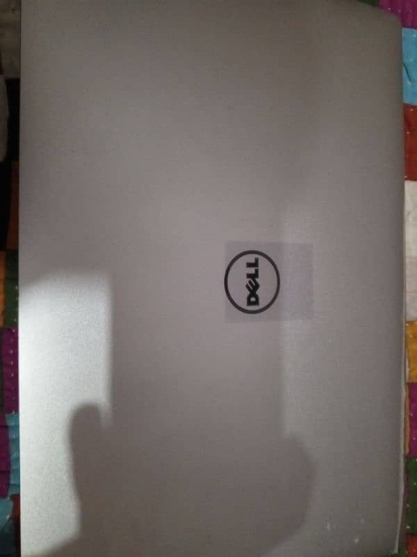 Dell XPS 15 9560 2