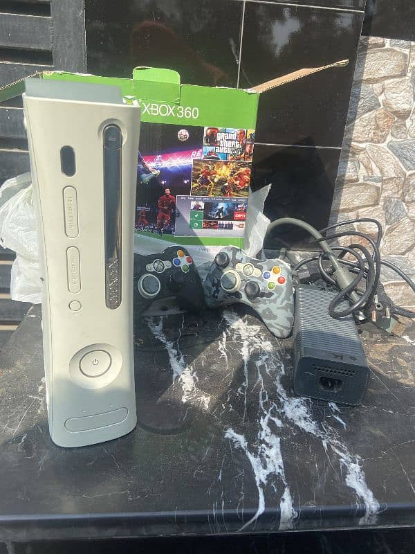 XBOX 360 500 GB 0