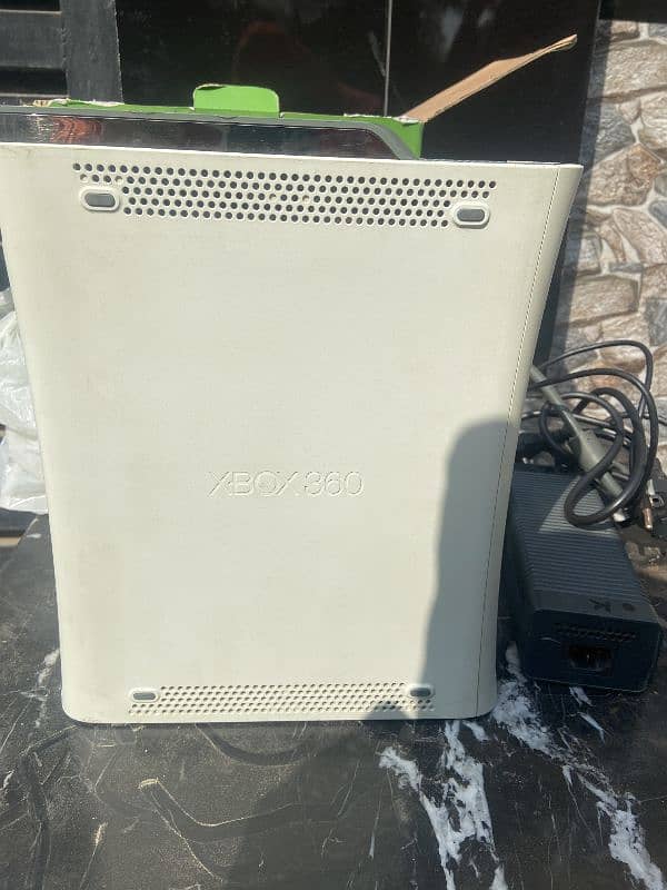 XBOX 360 500 GB 2