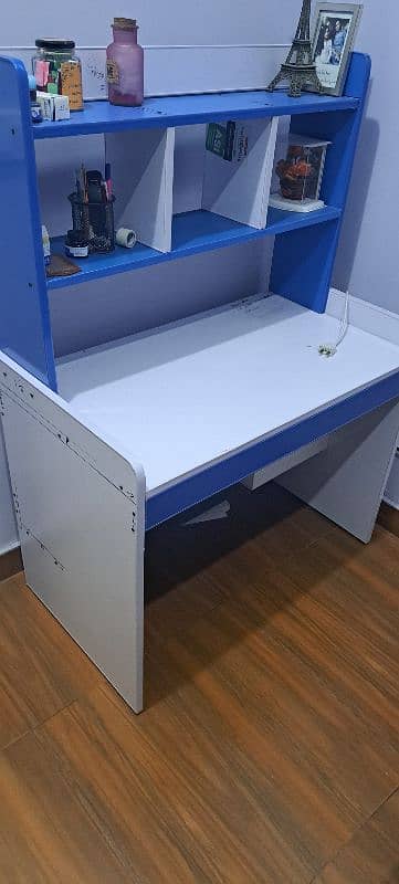 study table for children 1