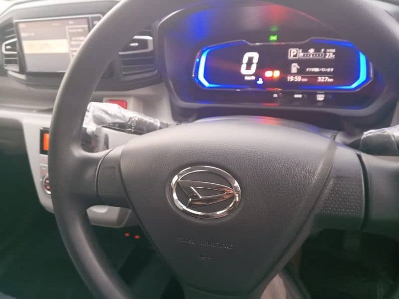 Daihatsu Mira 2021 5